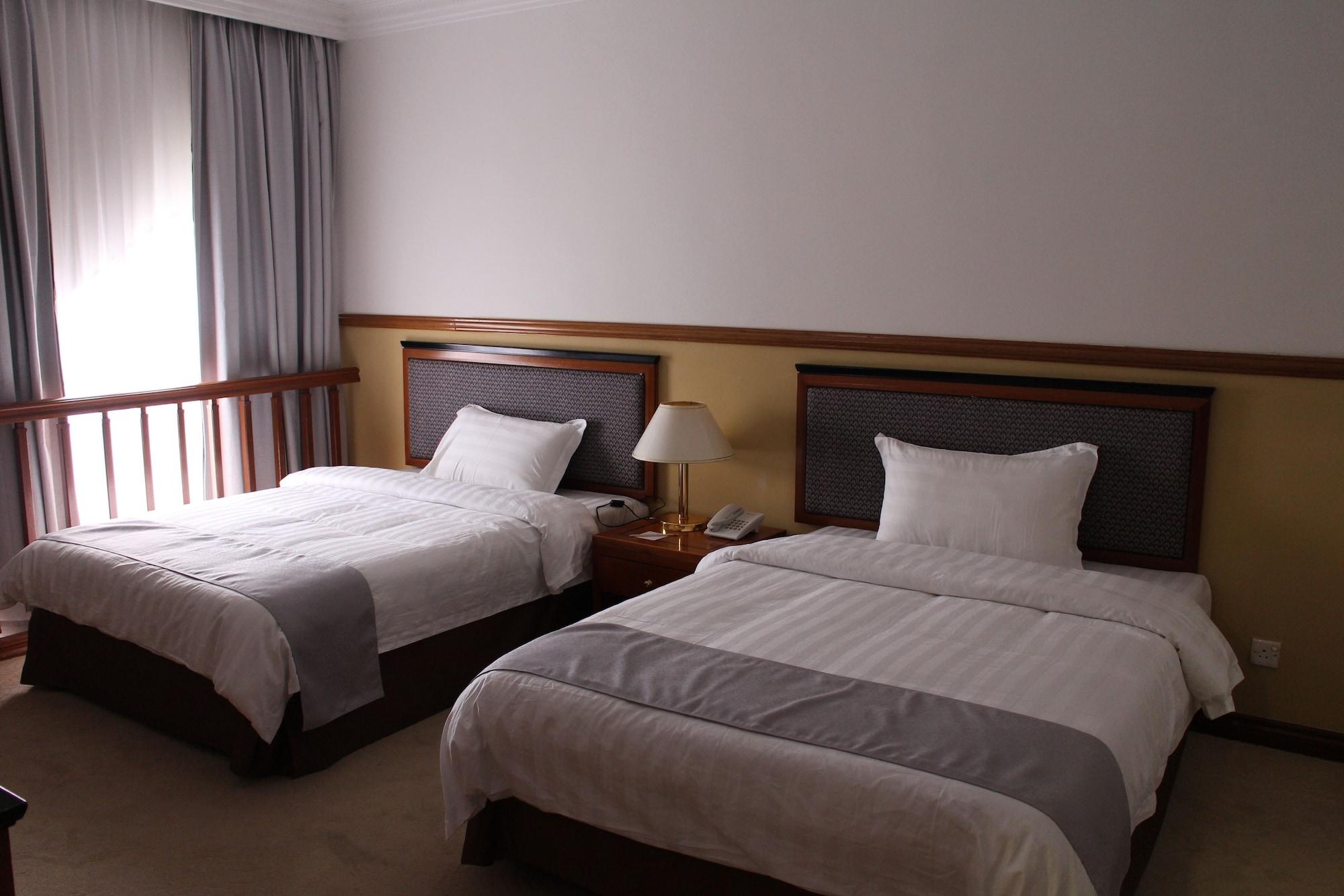 Parkview Hotel Kampong Jerudong Exterior photo