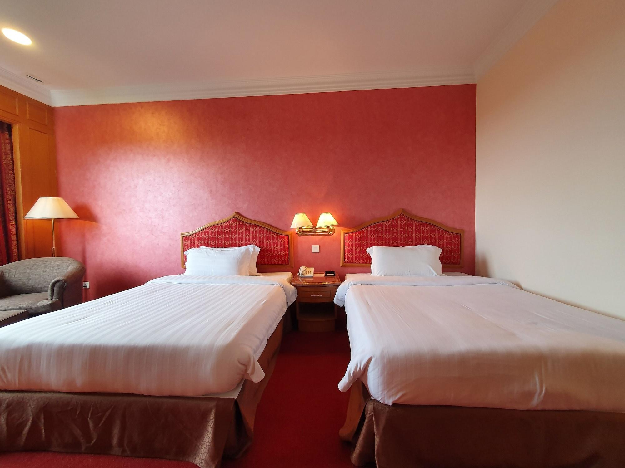 Parkview Hotel Kampong Jerudong Exterior photo